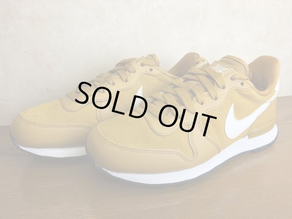 画像4: NIKE（ナイキ）  INTERNATIONALIST SE（インターナショナリストSE） スニーカー 靴 ウィメンズ 新品 (371) (4)