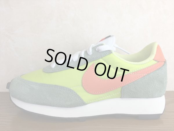 画像1: NIKE（ナイキ）  DBREAK（デイブレイク） スニーカー 靴 メンズ 新品 (664) (1)