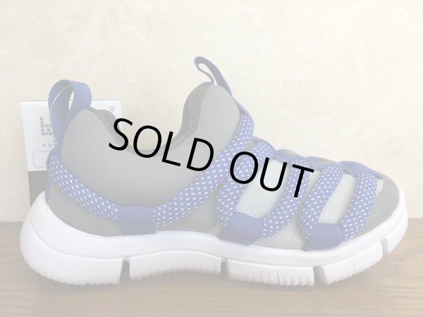 画像2: NIKE（ナイキ）  NOVICE PS（ノーヴィスPS） スニーカー 靴 ジュニア 新品 (741) (2)