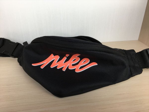 画像1: NIKE（ナイキ） ヘリテージ ヒップスモールパック ショルダーバック ウエストバック バック 新品 (20) (1)