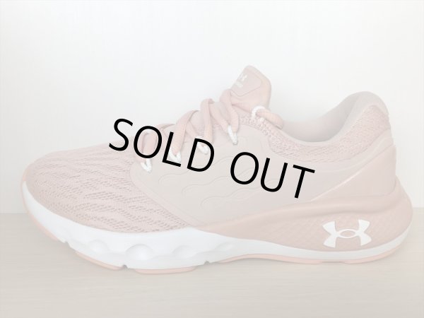 画像1: UNDER ARMOUR（アンダーアーマー） Charged Vantage（チャージドバンテージ） スニーカー 靴 ウィメンズ 新品 (1048) (1)