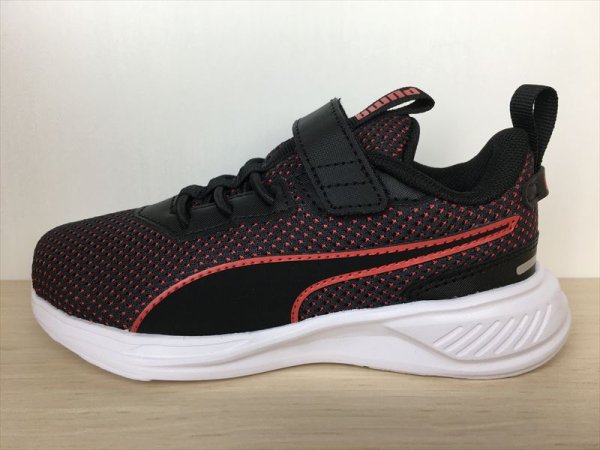 画像1: PUMA（プーマ） Scorch Runner V PS（スコーチランナー V PS） スニーカー 靴 ジュニア 新品 (1306) (1)