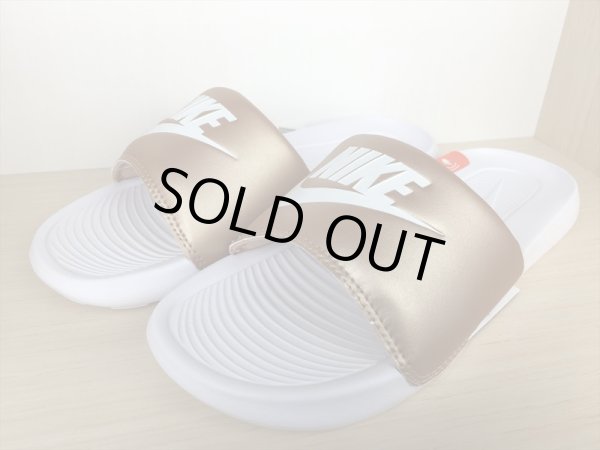 画像4: NIKE（ナイキ） VICTORI ONE SLIDE（ヴィクトリーワンスライド） 靴 サンダル ウィメンズ 新品 (1388) (4)