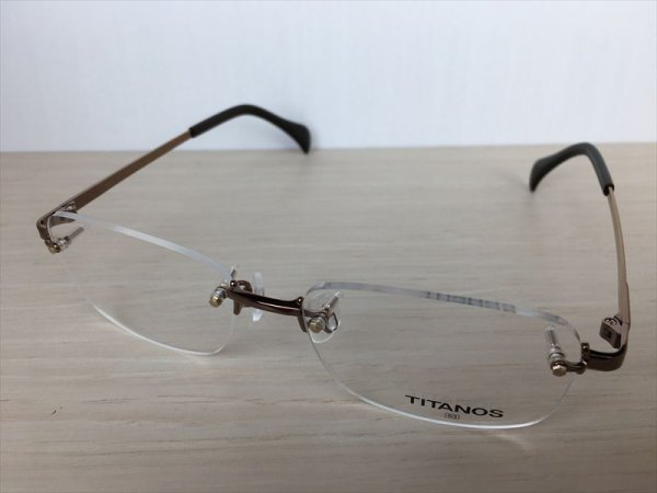 画像1: TITANOS（チタノス） メガネフレーム 53サイズ 新品 (1)