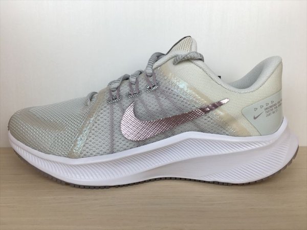 画像1: NIKE（ナイキ） QUEST 4 PRM（クエスト4 PRM） スニーカー 靴 ウィメンズ 新品 (1628) (1)