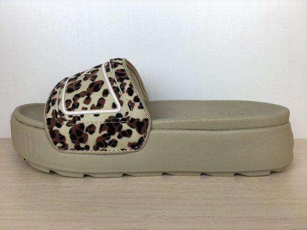画像1: PUMA（プーマ） KARMEN SLIDE WNS I AM THE DRAMA（カルメンスライドウィメンズアイアムザドラマ） 靴 サンダル ウィメンズ 新品 (2212) (1)