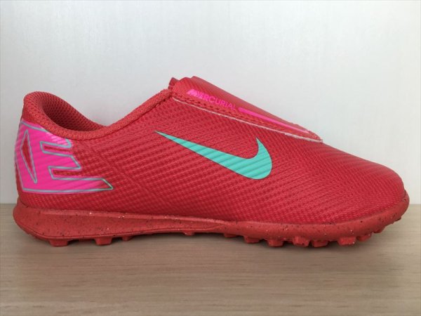 画像2: NIKE（ナイキ） JR VAPOR 16 CLUB TF PS (V)（ジュニアヴェイパー16クラブTF PS）(V) サッカーシューズ トレーニングシューズ スニーカー 靴 ジュニア 新品 (2242) (2)