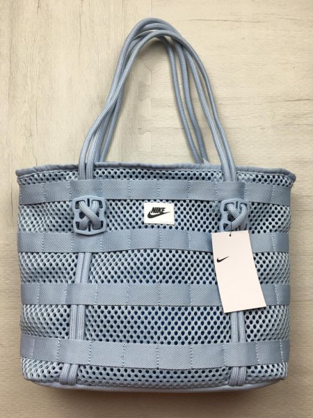 画像1: NIKE（ナイキ） エアトート エコバッグ スモール トートバッグ 手提げバッグ バッグ 新品 (143) (1)