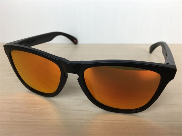 画像1: OAKLEY（オークリー） Frogskins（フロッグスキン） サングラス 中古 美品 (1)