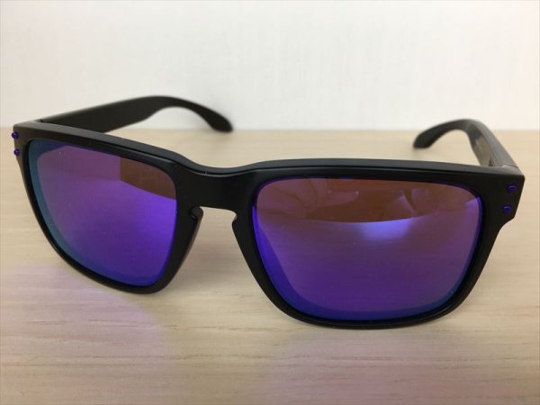 画像1: OAKLEY（オークリー） HOLBROOK（ホルブルック） サングラス 中古 美品 (1)