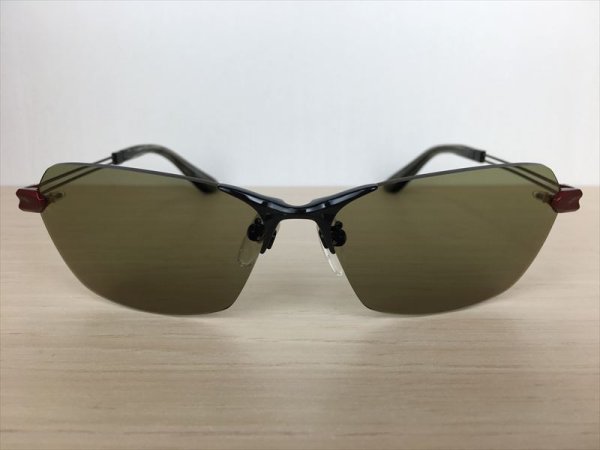 画像2: ZEQUE（ゼクー） NAKID18 サングラス 中古 美品 (2)