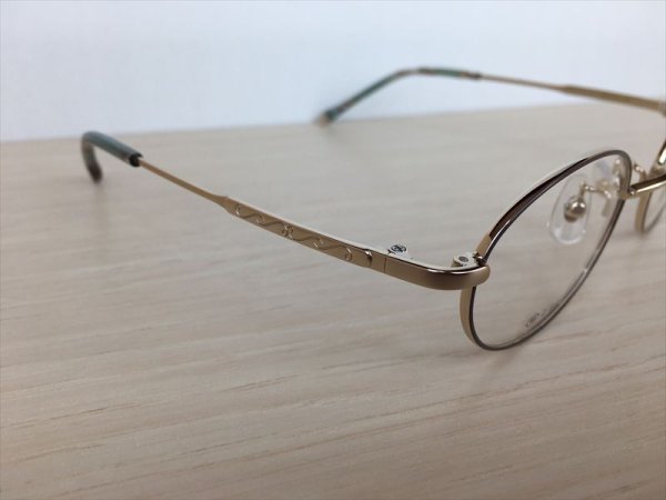 画像4: a.v.v(アー・ヴェ・ヴェ） メガネフレーム 新品 (4)