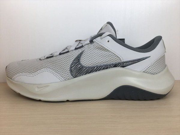 画像1: NIKE（ナイキ） LEGEND ESSENTIAL 3 NN（レジェンドエッセンシャル3 NN） スニーカー 靴 メンズ 新品 (2521) (1)