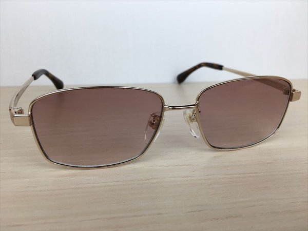 画像3: Andre Valentino（アンドレバレンチノ） 度数なし サングラス 新品 (3)