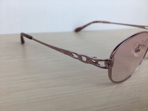 画像4: Andre Valentino（アンドレバレンチノ） 度数なし サングラス 新品 (4)