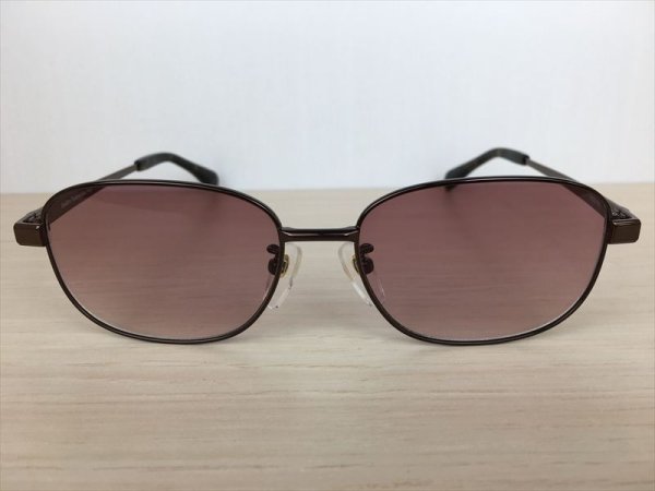 画像2: Andre Valentino（アンドレバレンチノ） 度数なし サングラス 新品 (2)
