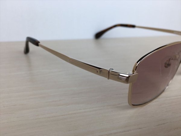 画像4: Andre Valentino（アンドレバレンチノ） 度数なし サングラス 新品 (4)