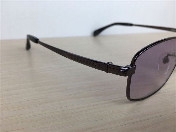 画像4: Andre Valentino（アンドレバレンチノ） 度数なし サングラス 新品 (4)