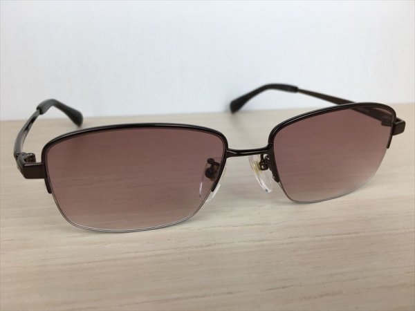 画像3: Andre Valentino（アンドレバレンチノ） 度数なし サングラス 新品 (3)