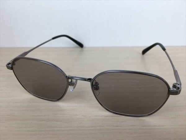 画像1: TAKEO KIKUCHI（タケオキクチ） 度数なし サングラス 新品 (1)